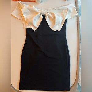 Source Unknown Black and White Mini Dress